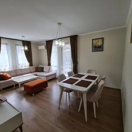 Melissa Apartment *